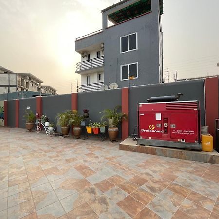 Bays Lodge, Accra Eksteriør bilde