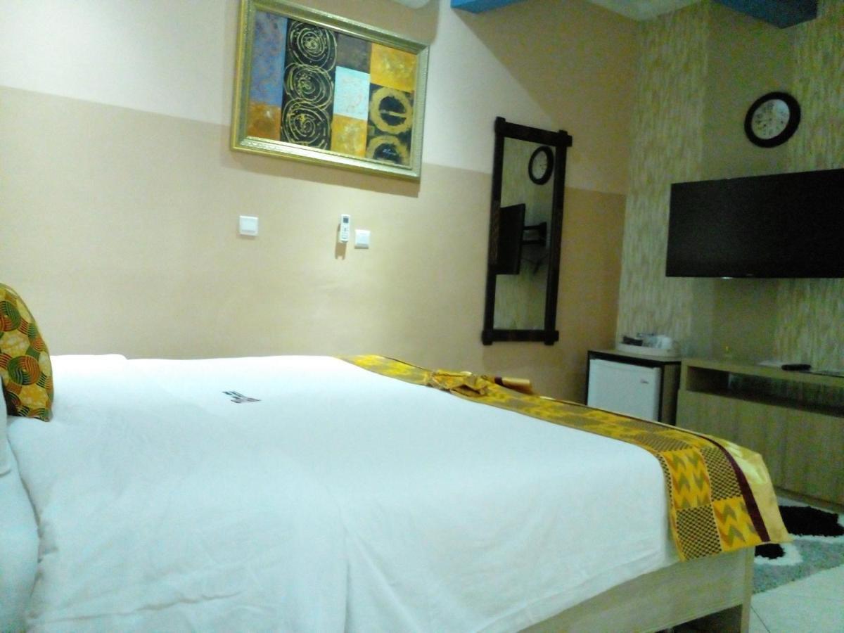 Bays Lodge, Accra Eksteriør bilde
