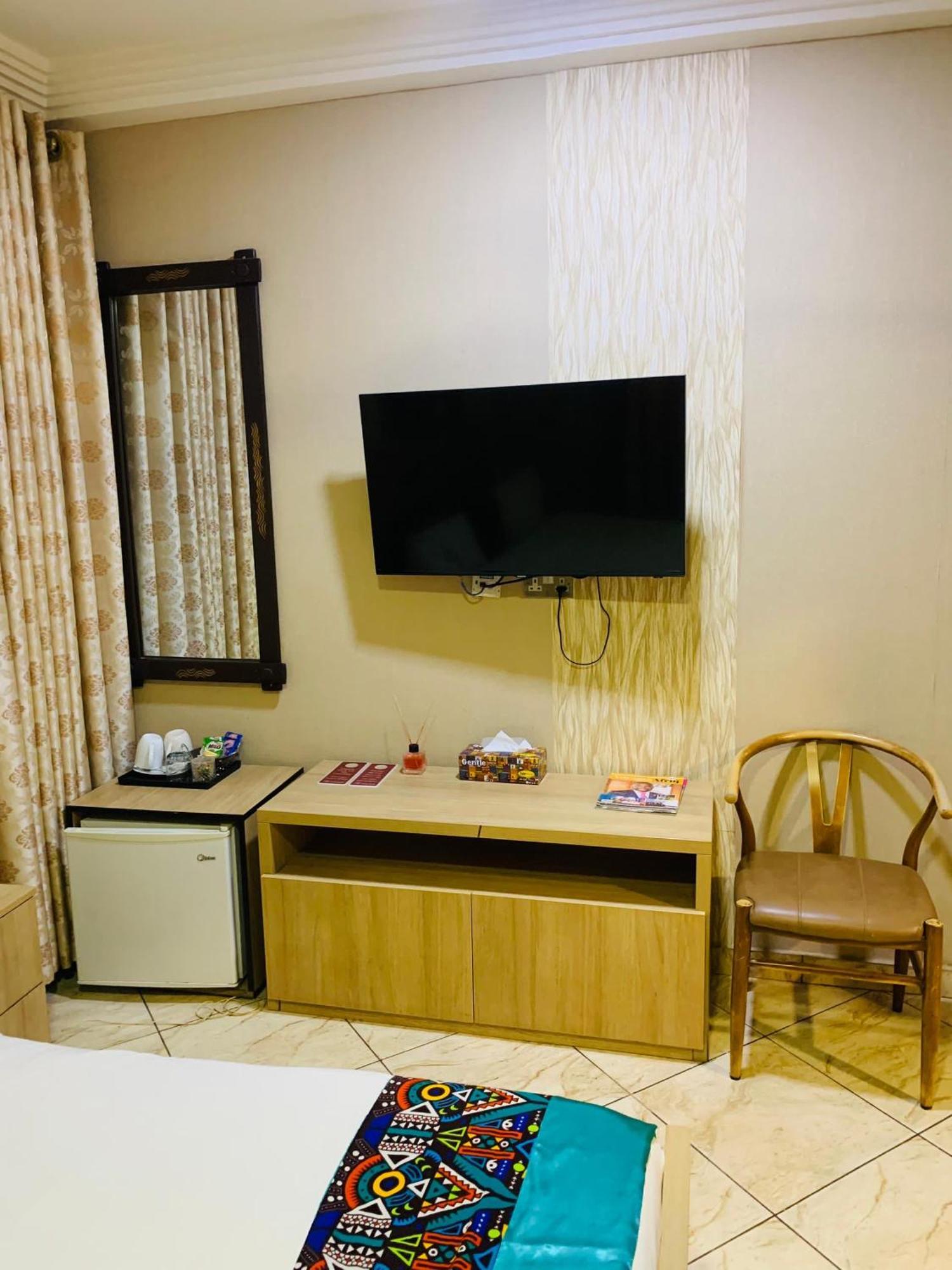 Bays Lodge, Accra Eksteriør bilde